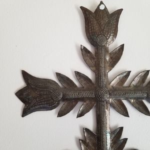 Vintage Accents - Tin Heart Decor Vintage Accents - Tin Heart Decor